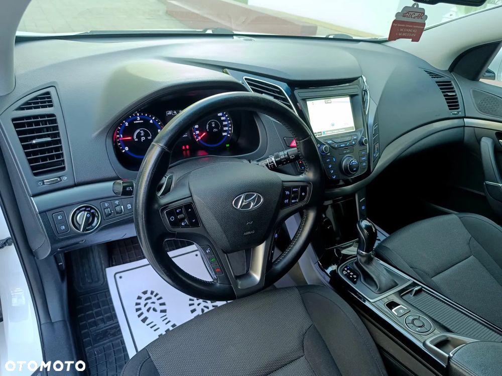Hyundai i40 Kombi blue 1.7 CRDi DCT Style - 26