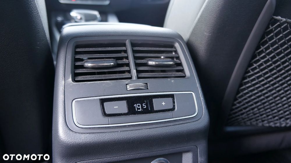 Audi A5 Sportback 40 TDI S tronic S line - 24