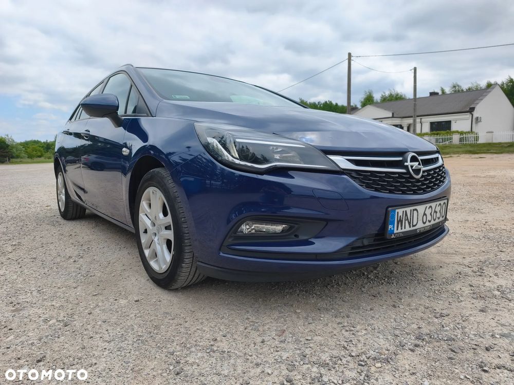 Opel Astra 1.6 CDTI Sport - 1