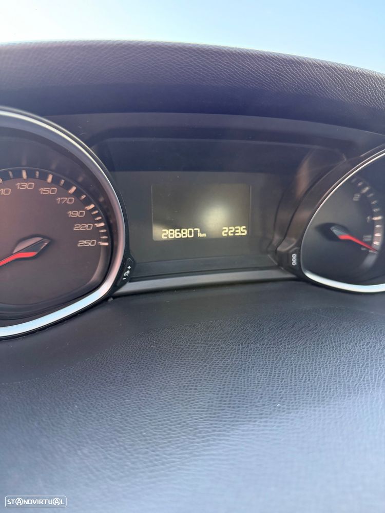 Peugeot 308 SW BlueHDi 120 Stop & Start Active - 15