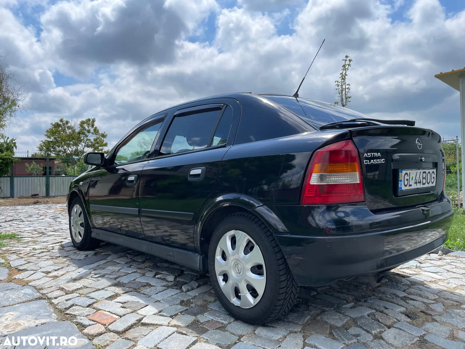 Opel Astra Classic 1.4i - 2