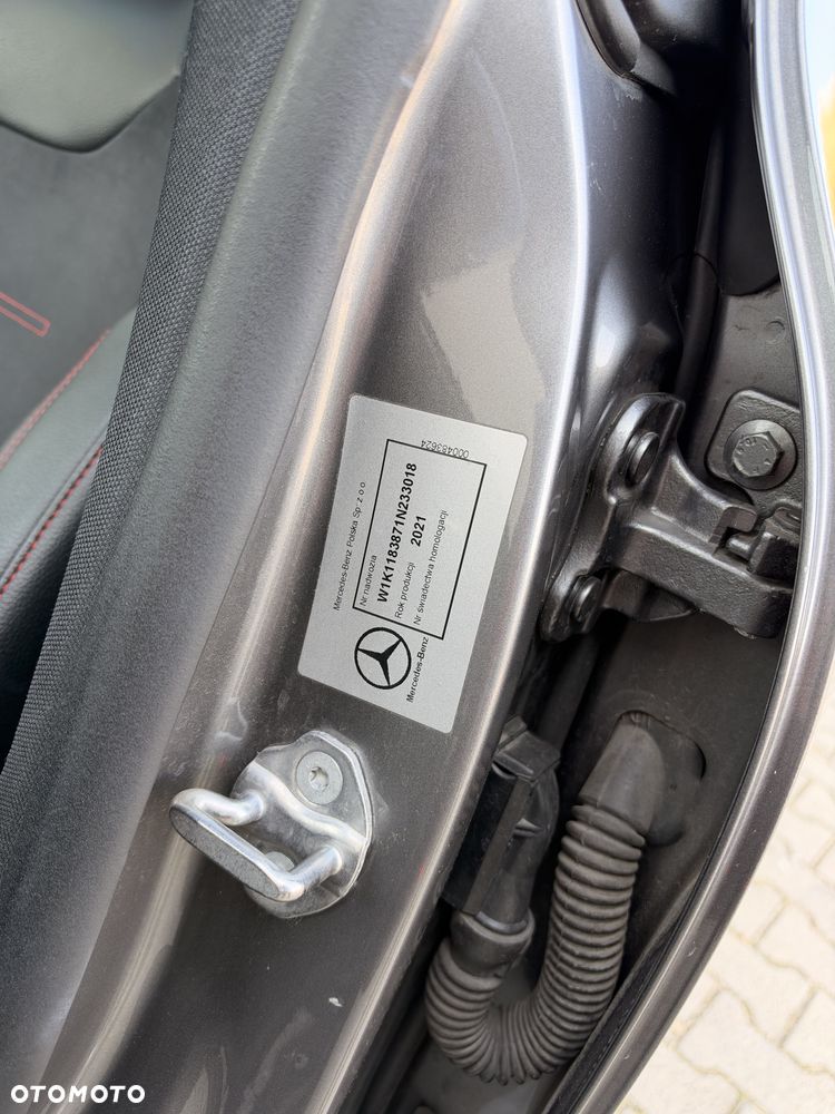 Mercedes-Benz CLA 200 AMG Line 7G-DCT - 19