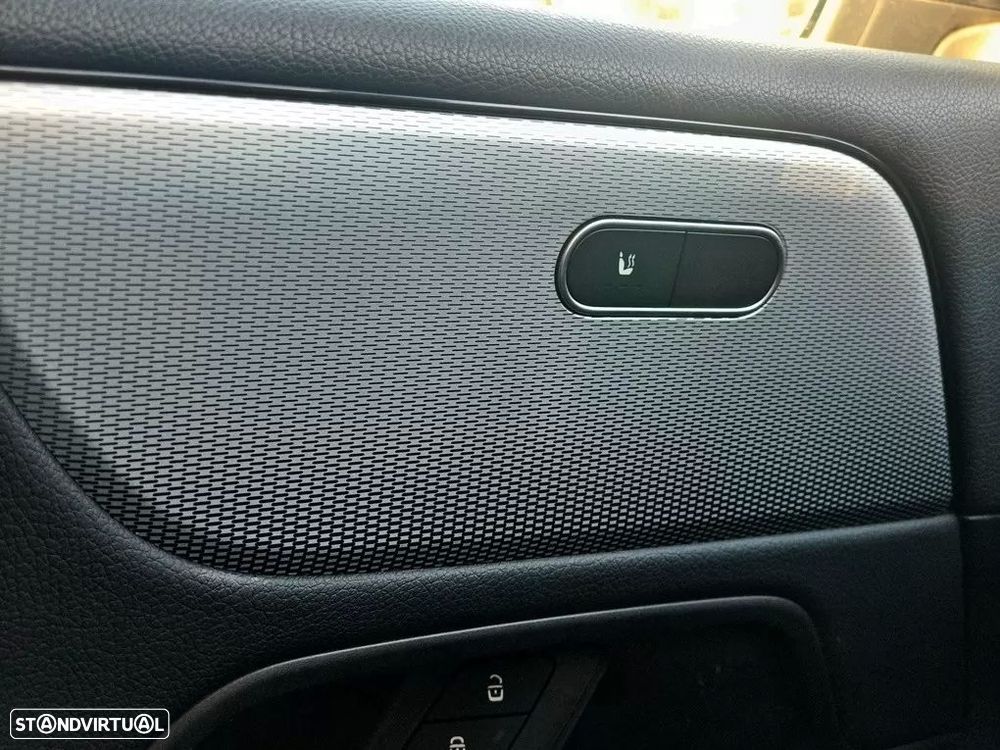 Mercedes-Benz B 250 e 8G-DCT Style - 23