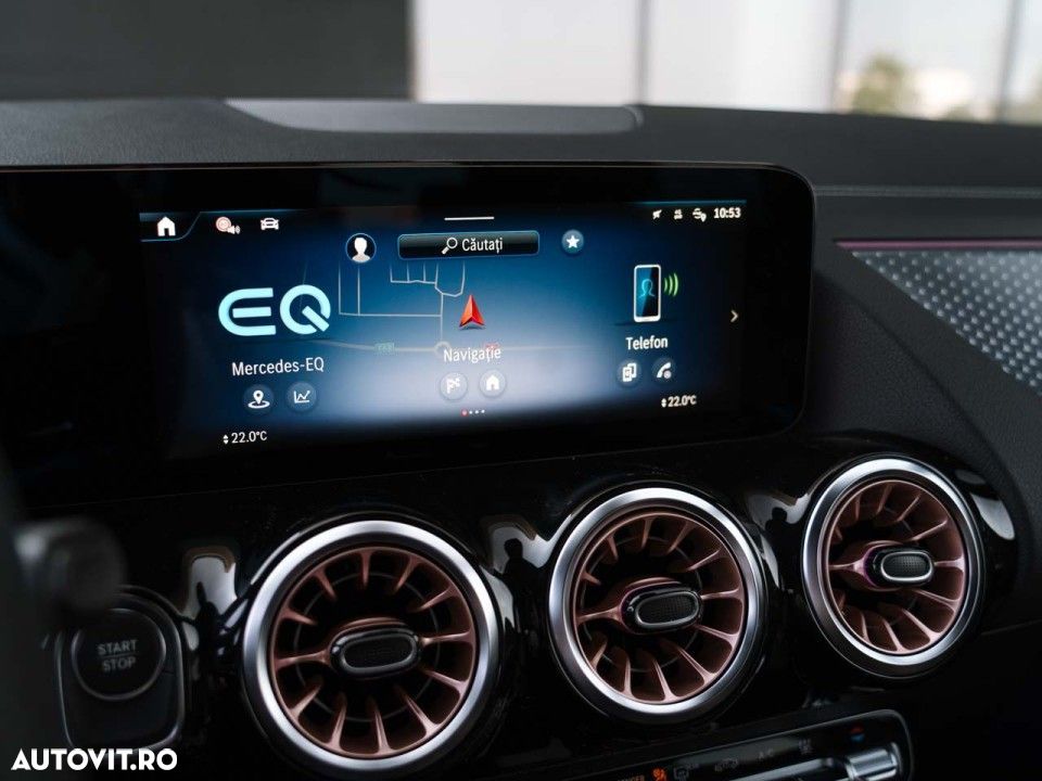 Mercedes-Benz EQA 300 4MATIC - 28