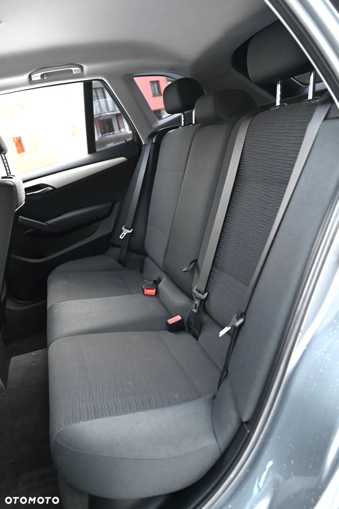 BMW X1 xDrive20d - 38