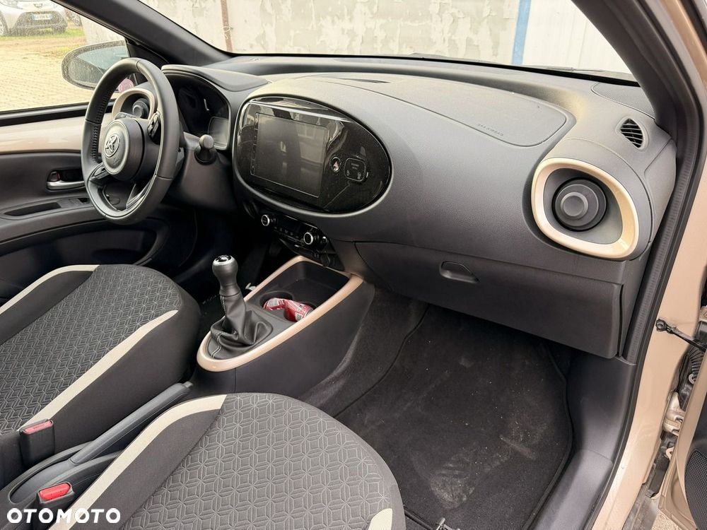 Toyota Aygo X - 5