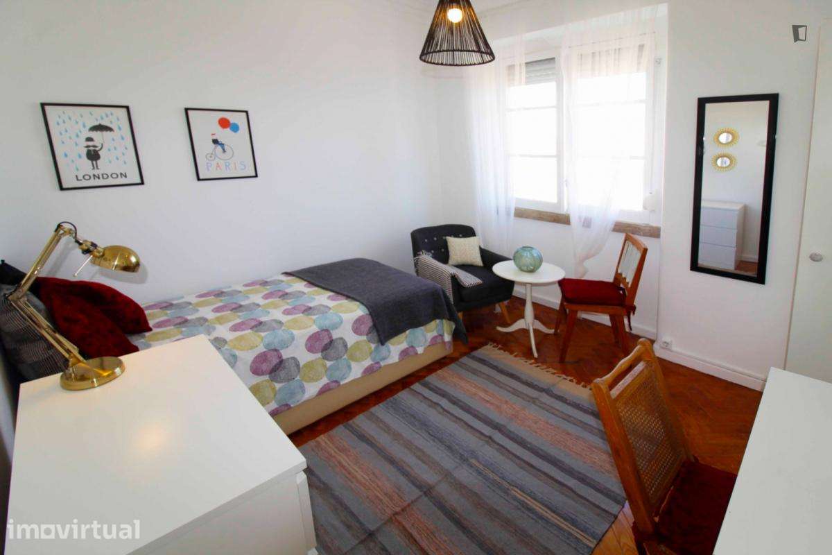 Quarto - localizado em Santa Apolónia Lisbon - Grande imagem: 3/12