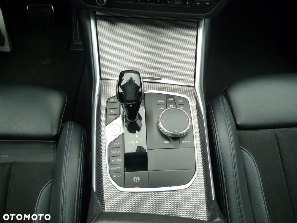 BMW Seria 3 330i M Sport sport - 29