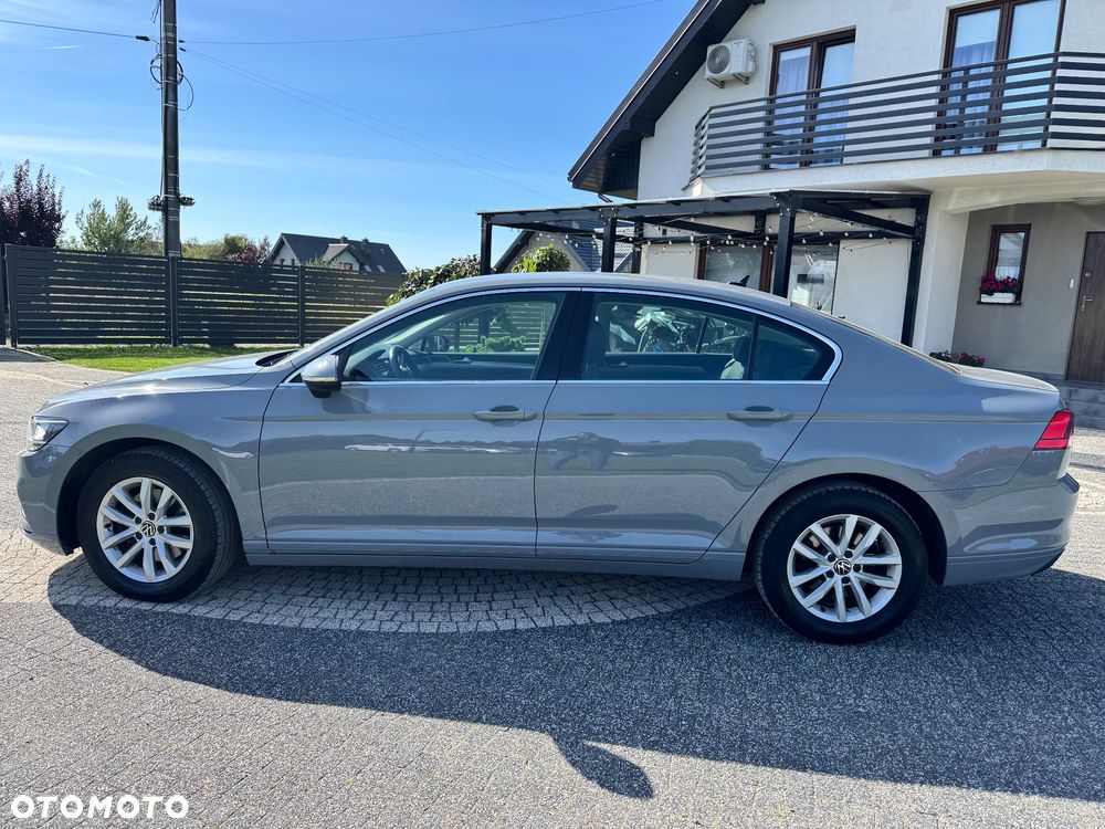 Volkswagen Passat 2.0 TDI EVO Elegance - 32