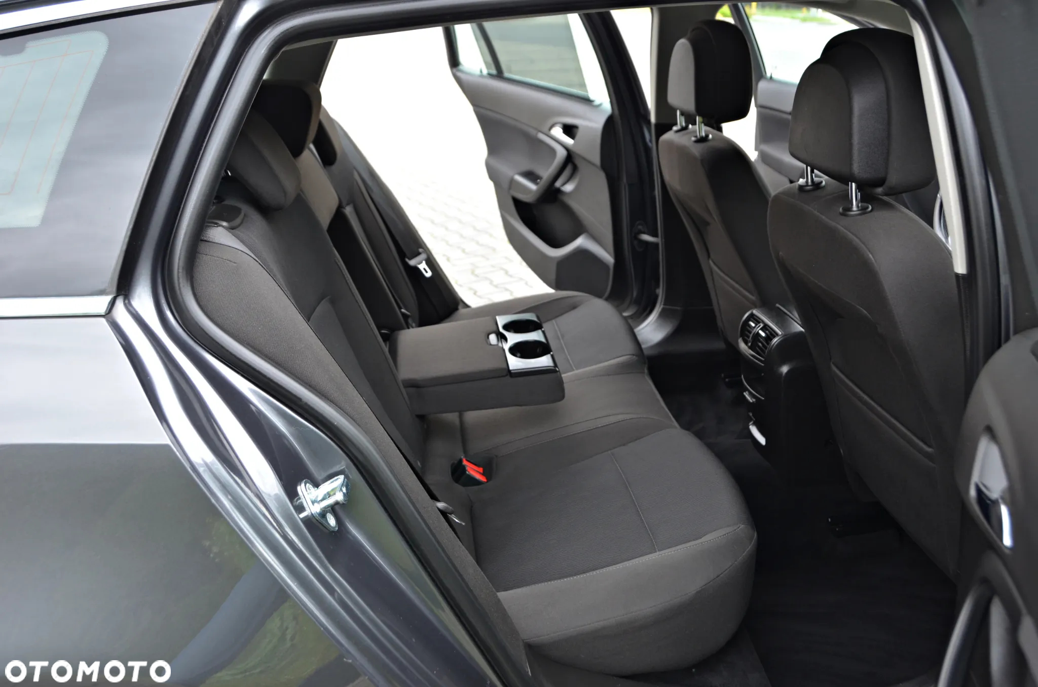 Opel Insignia 2.0 CDTI - 23