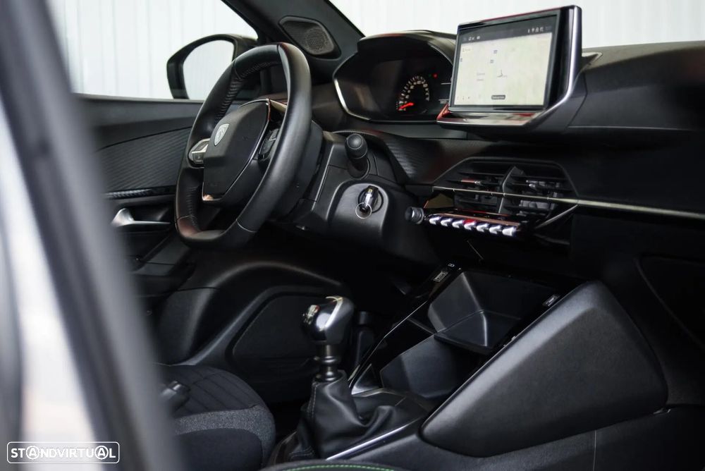 Peugeot 2008 1.2 PureTech Active - 47