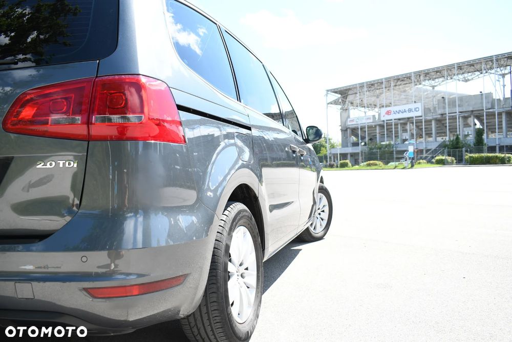 Volkswagen Sharan - 23