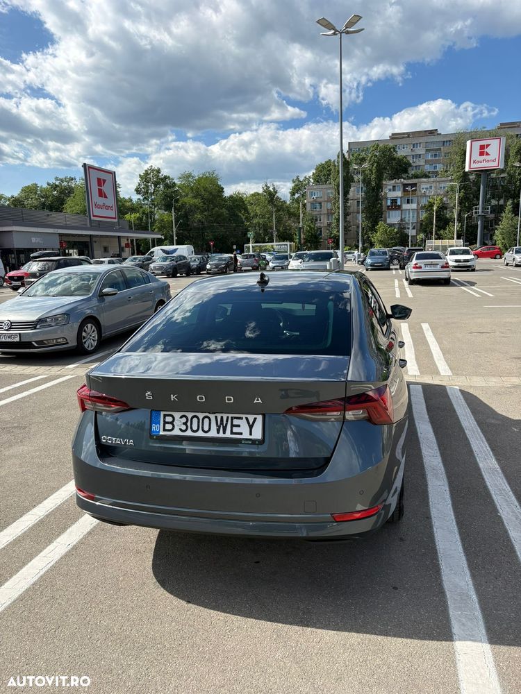 Skoda Octavia 2.0 TDI DSG Style - 6