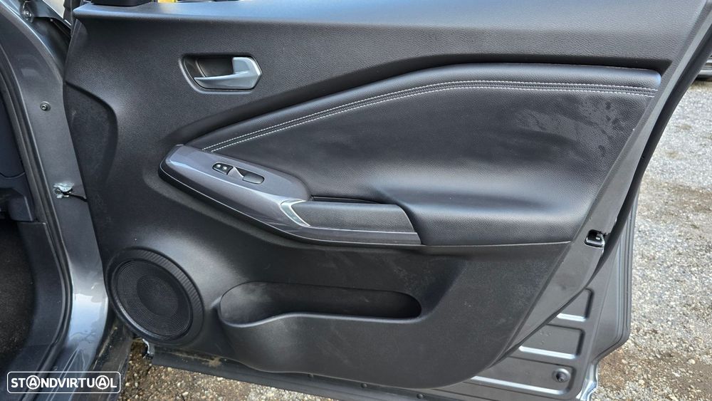 Nissan Juke 1.6 Hybrid N-Connecta - 42