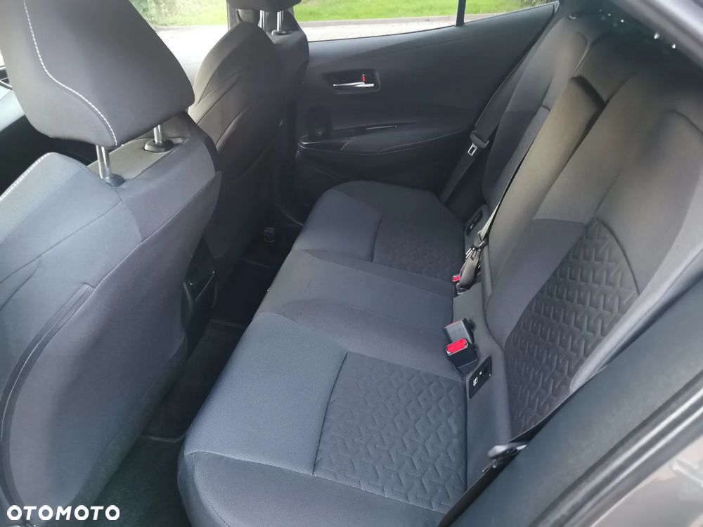 Toyota Corolla 2.0 Lounge - 13