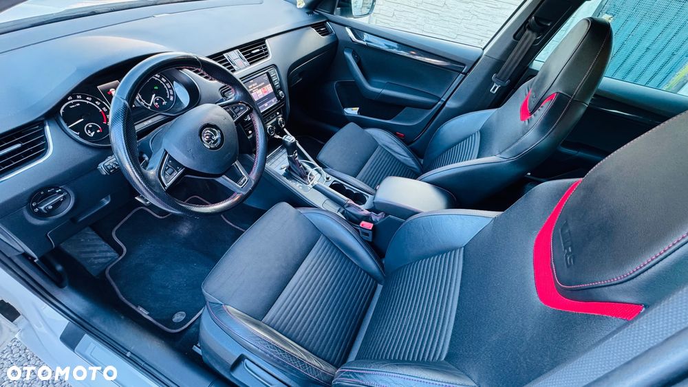 Skoda Octavia 2.0 TDI (Green tec) DSG RS - 29