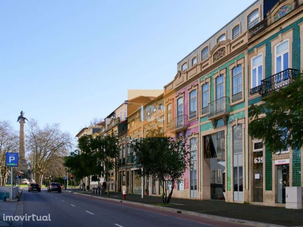 T0 novo na Av. da Boavista - Grande imagem: 5/21