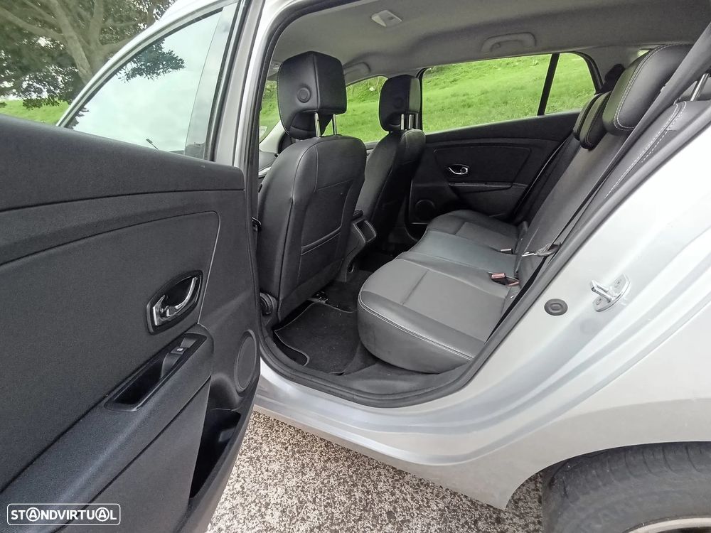 Renault Mégane Sport Tourer 1.5 Blue dCi Limited J17 - 19