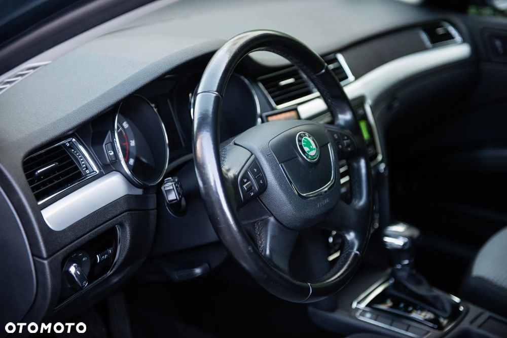 Skoda Superb 3.6 V6 4x4 DSG Elegance - 12