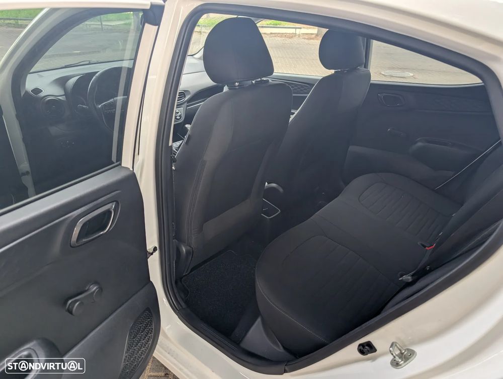 Hyundai i10 1.0 EDITION 30+ - 8