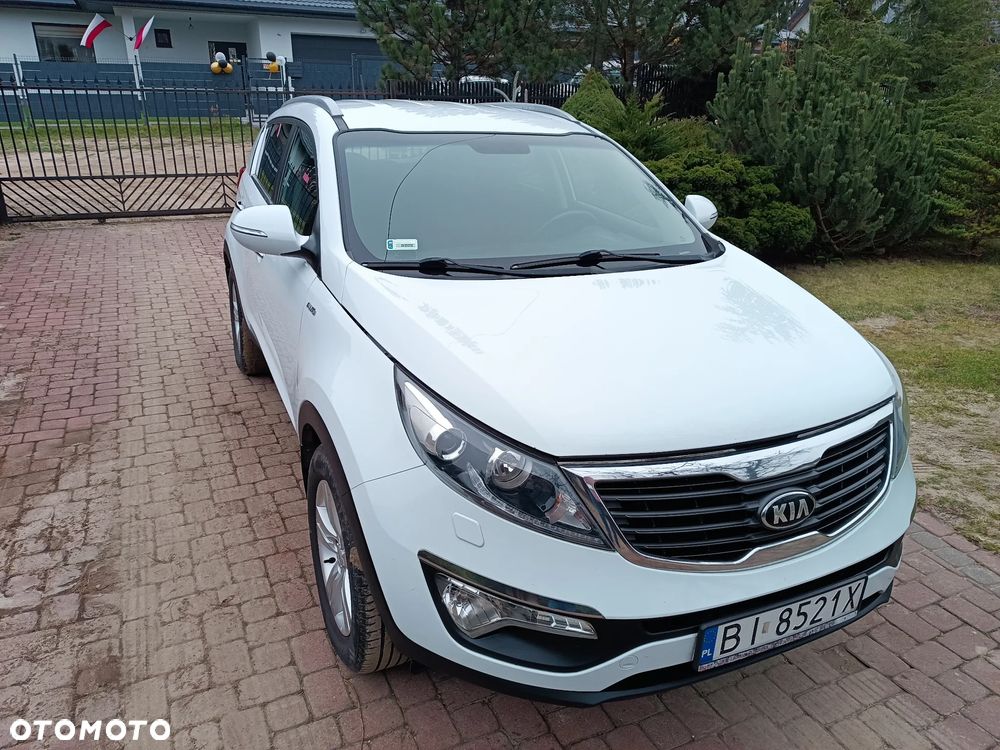 Kia Sportage 2.0 L - 14