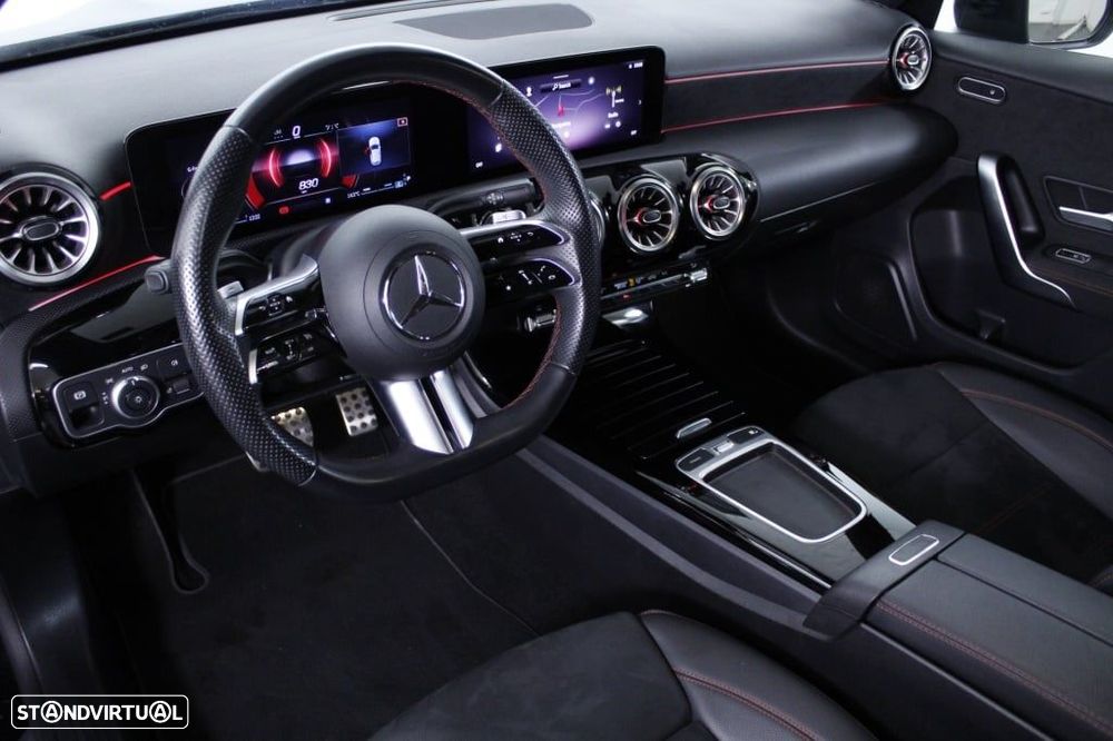 Mercedes-Benz A 200 AMG Line Aut. - 33