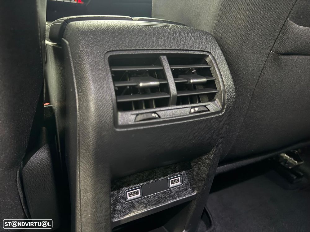 Peugeot 308 1.5 BlueHDi Allure Pack EAT8 - 33