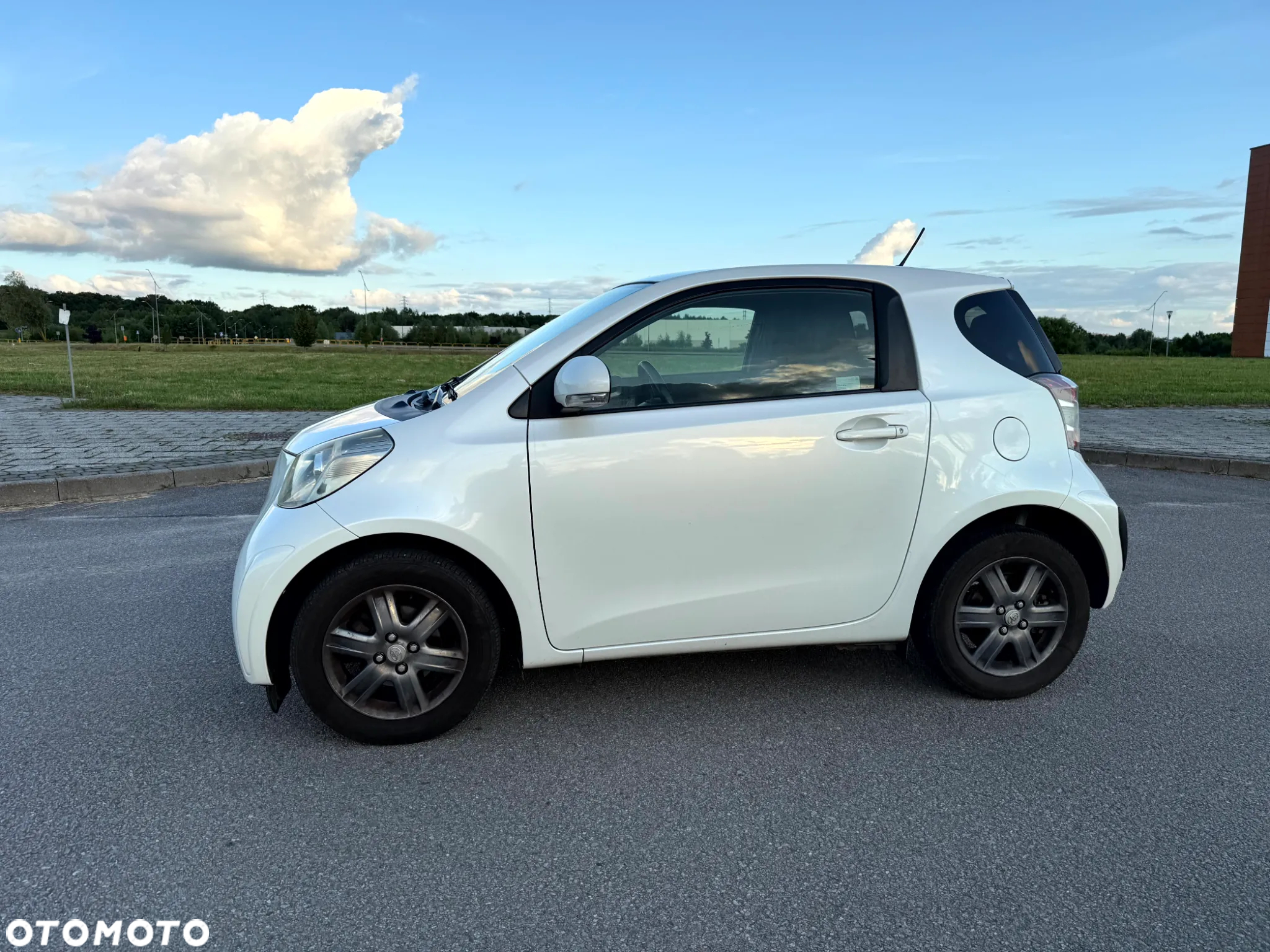 Toyota iQ 1.0 Sol - 7