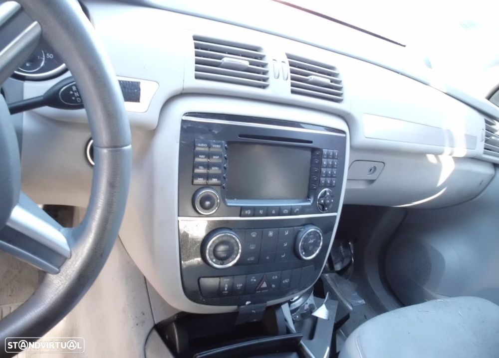 Peças Mercedes Benz R 320 4MATIC - 9