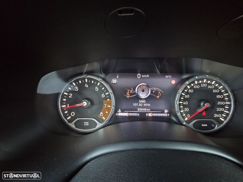Jeep Renegade 1.0 T 80º Aniversário - 28