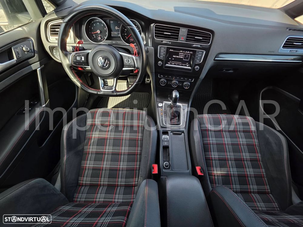 VW Golf GTI Performance BlueMotion DSG - 24