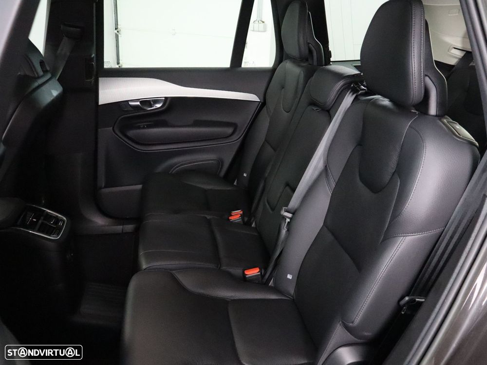 Volvo XC 90 2.0 T8 PHEV Core AWD - 7