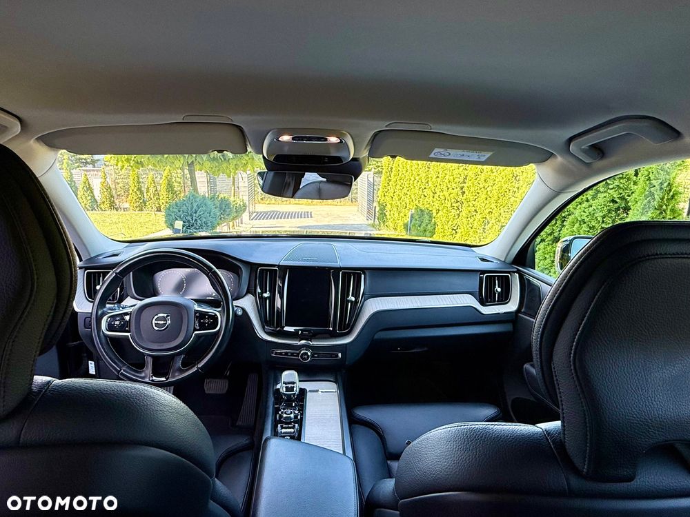 Volvo XC 60 B5 D AWD Inscription - 4