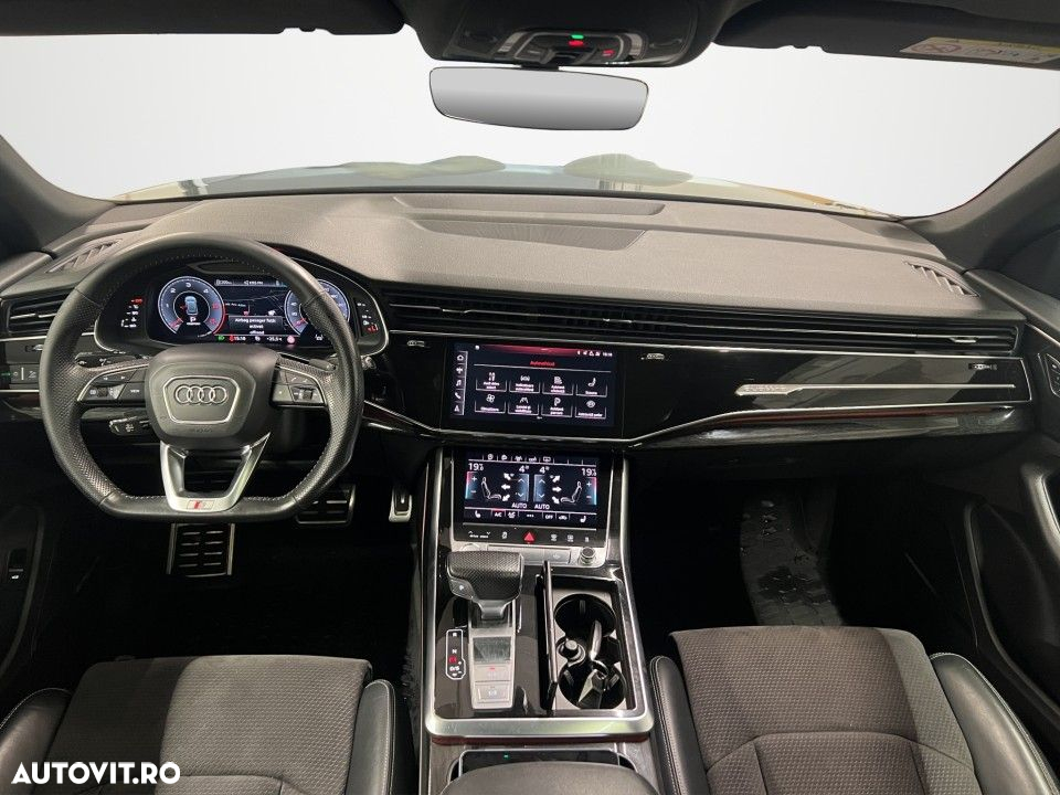 Audi Q8 - 14