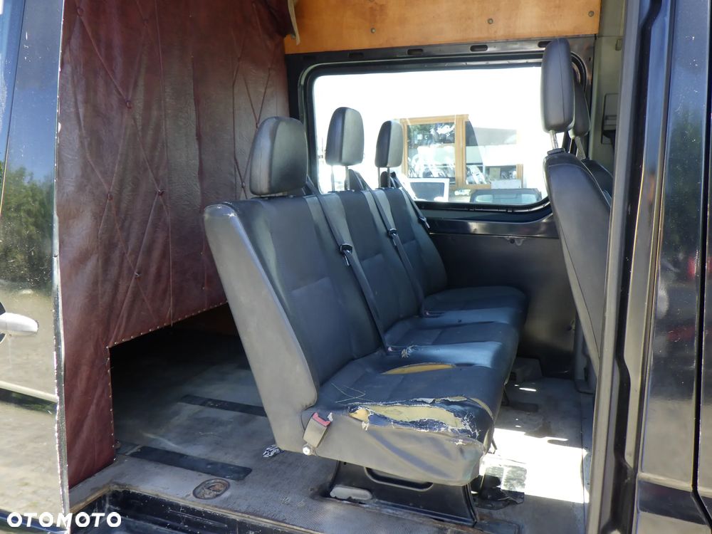 Mercedes-Benz Sprinter - 10