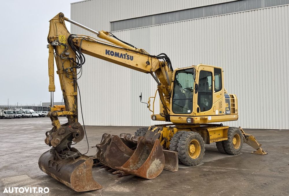 Komatsu PW148-8 Excavator pe Roti - 1
