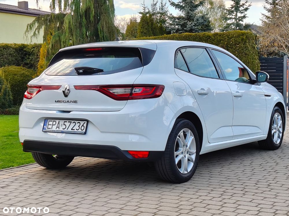 Renault Megane ENERGY TCe 100 LIFE - 8