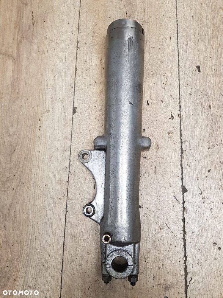 Goleń prawy Harley Davidson Touring Evo 45833-97 - 2