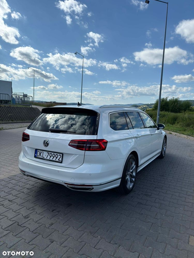 Volkswagen Passat 2.0 TDI SCR (BlueMotion Tech) 4Motion D Highline - 6