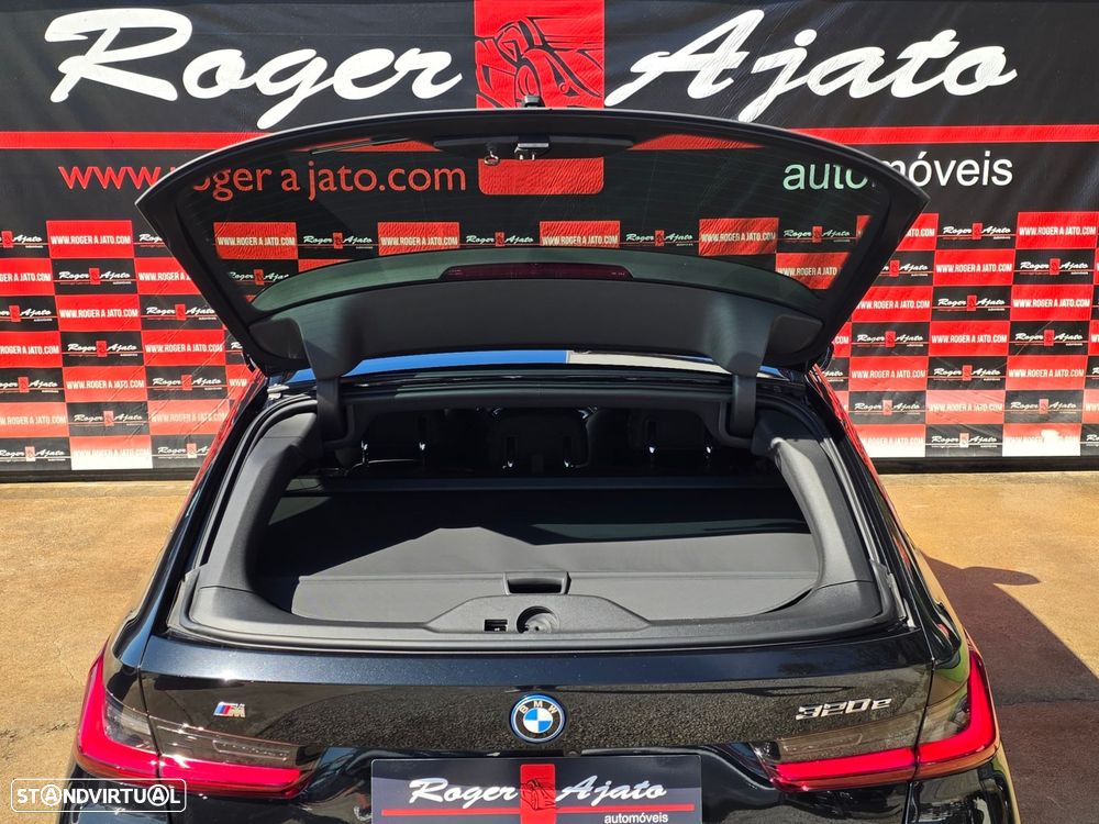BMW 320 e Pack Desportivo M Auto - 56