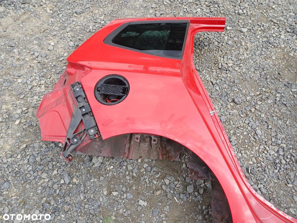 błotnik prawy tył opel zafira c 50b - 1