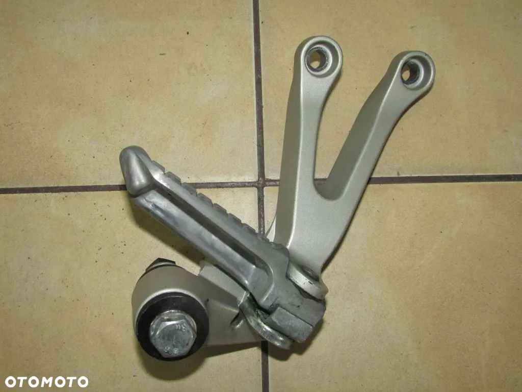 Kawasaki ZX9R Ninja 98-00 set podnóżek pasażera prawy - 1