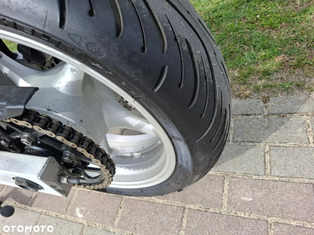 Yamaha FZ6 - 20