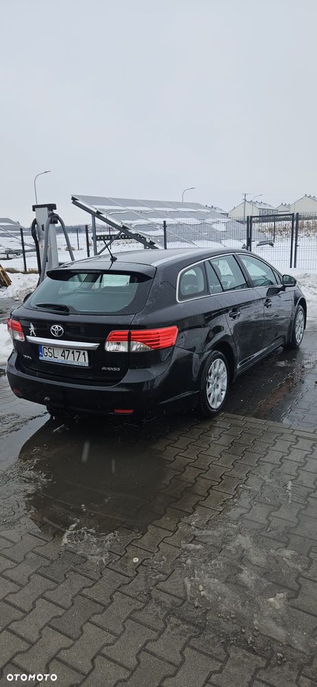 Toyota Avensis 2.0 D-4D Active - 12