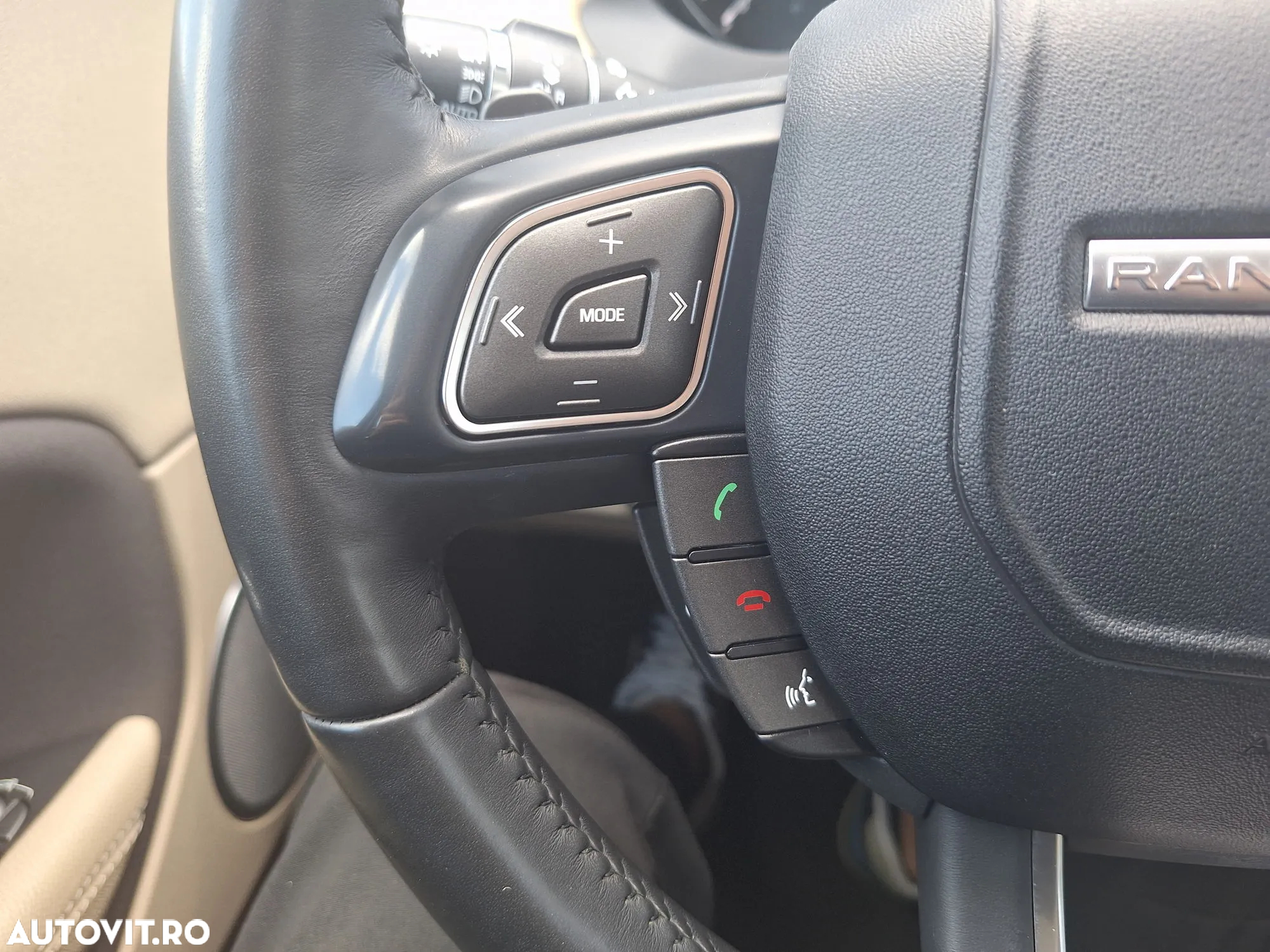 Land Rover Range Rover Evoque - 17