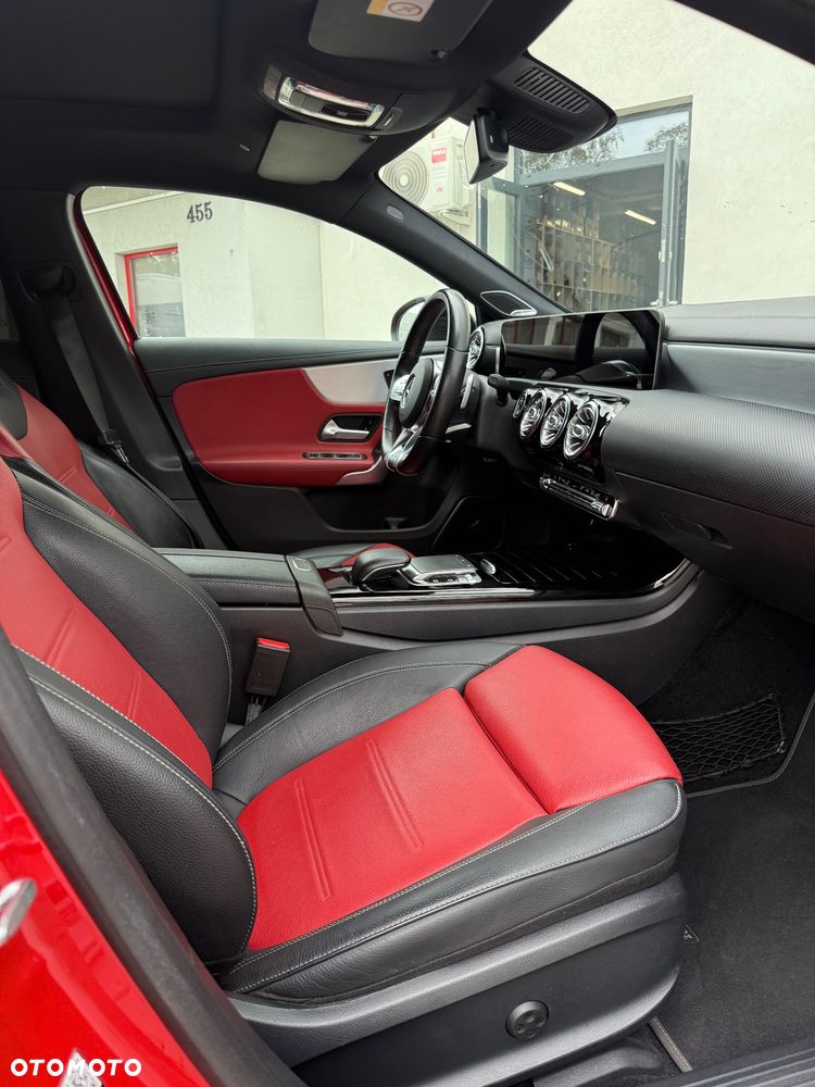 Mercedes-Benz Klasa A 250 4Matic 7G-DCT Edition 19 - 12