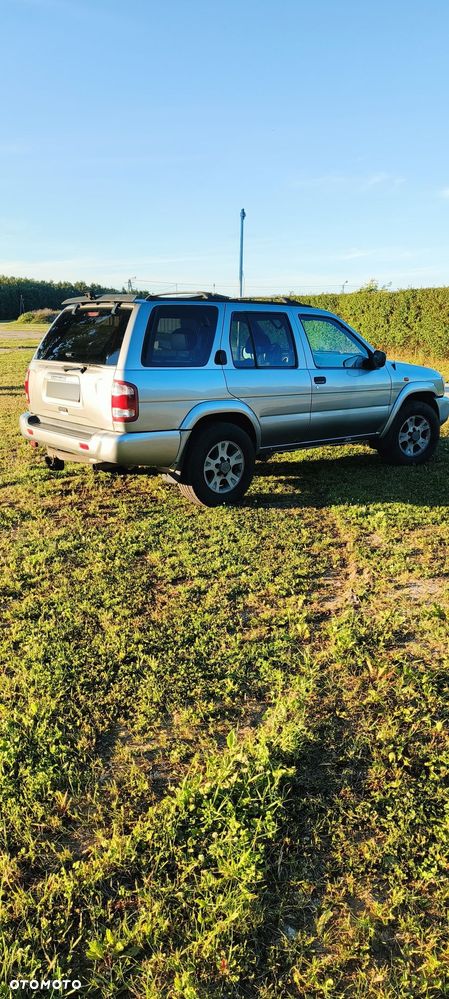 Nissan Pathfinder 3.5 V6 - 4