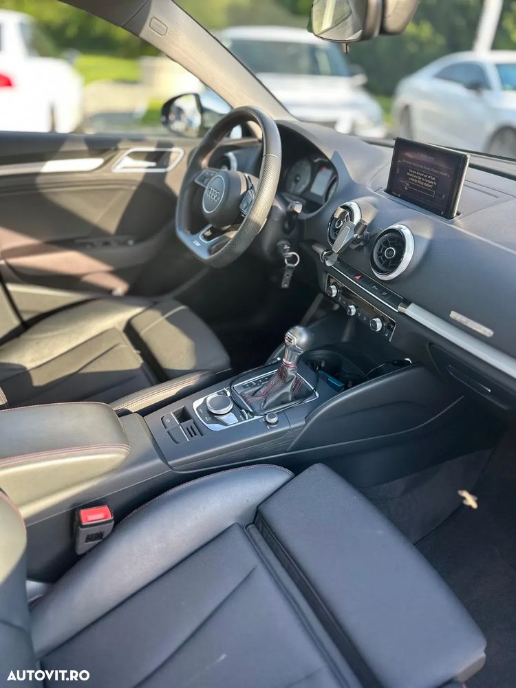 Audi S3 2.0 TFSI quattro S tronic - 22