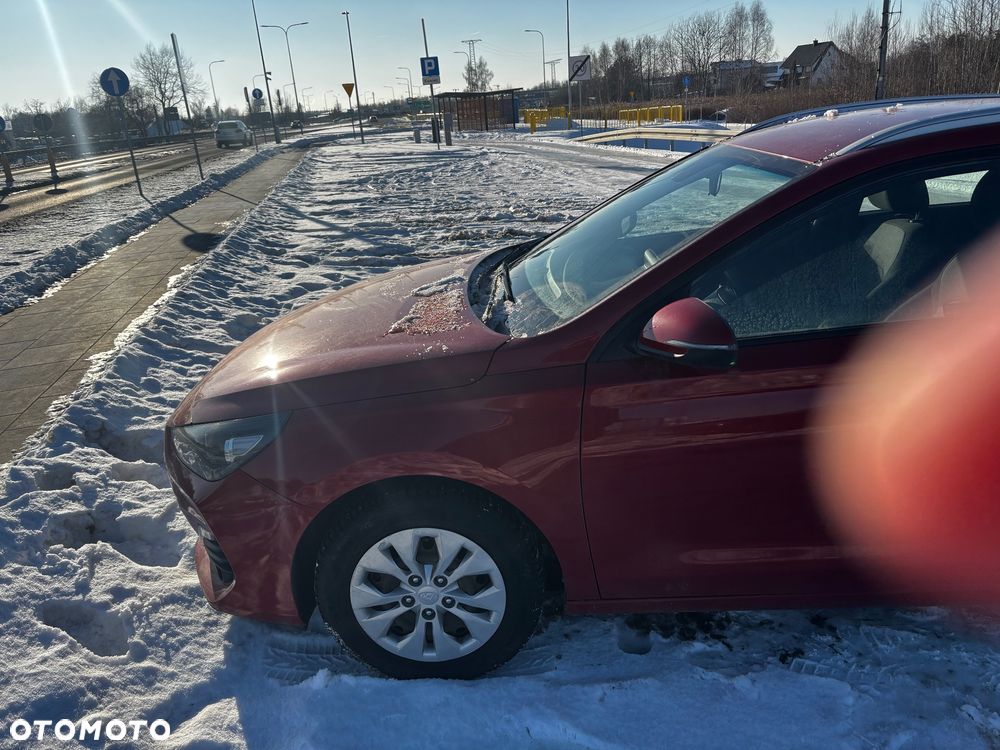 Hyundai i30 1.4 Classic + - 12