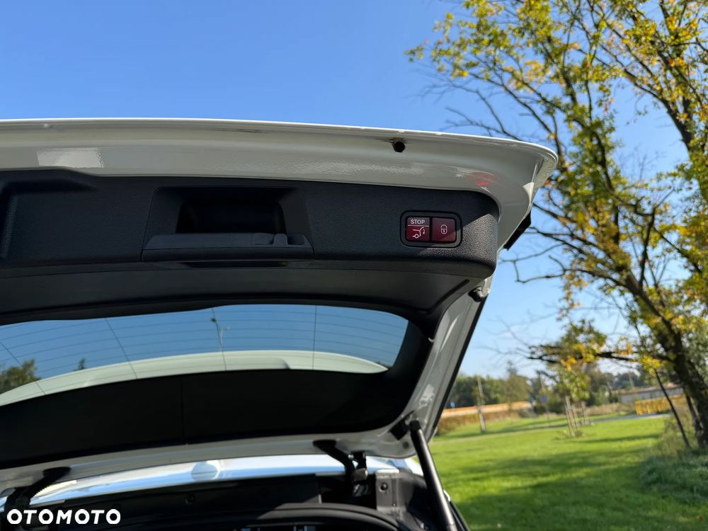 Mercedes-Benz GLE AMG 43 4Matic 9G-TRONIC AMG Line - 22